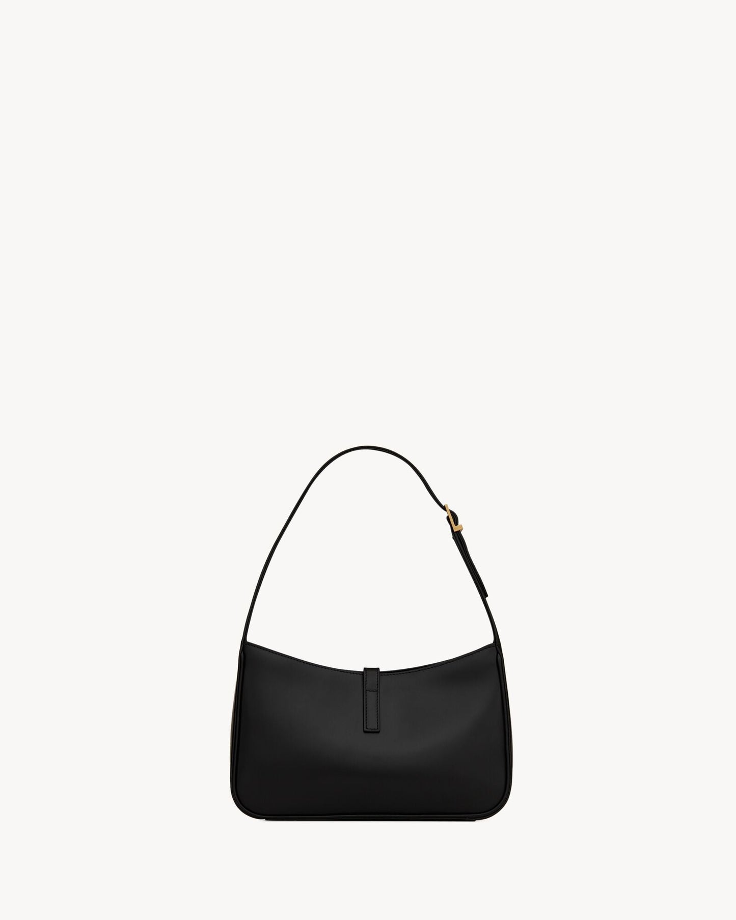 YL -  Le 5 à 7 Patent Leather Hobo – Burgundy Elegance