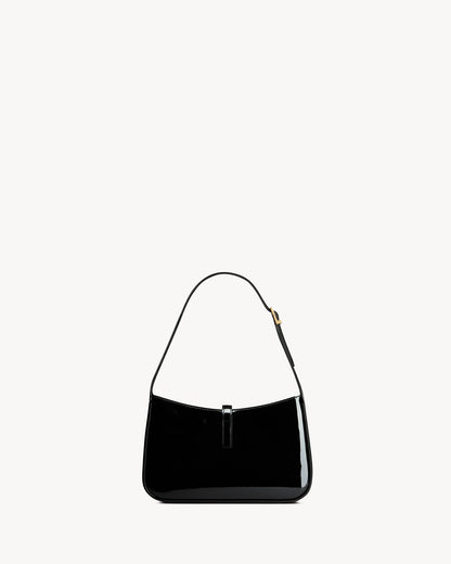 YL -  Le 5 à 7 Patent Leather Hobo – Burgundy Elegance